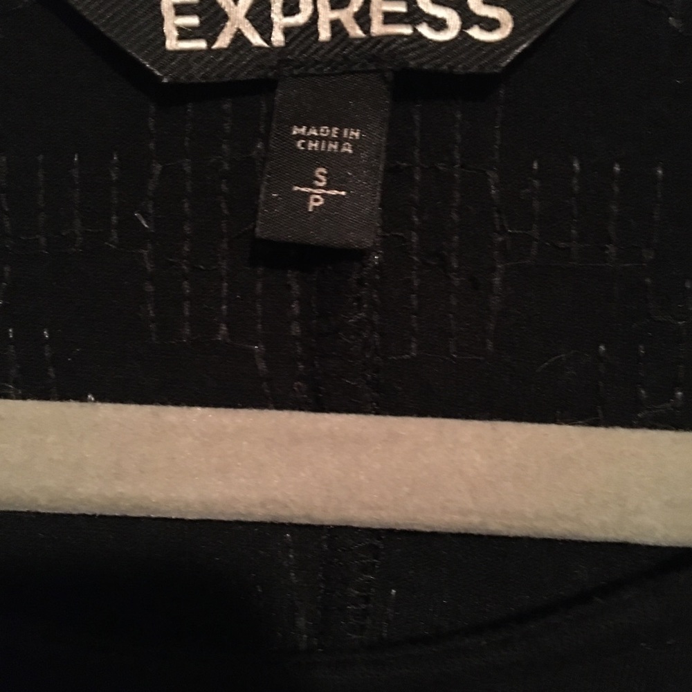Express dress - Picture 3 of 3